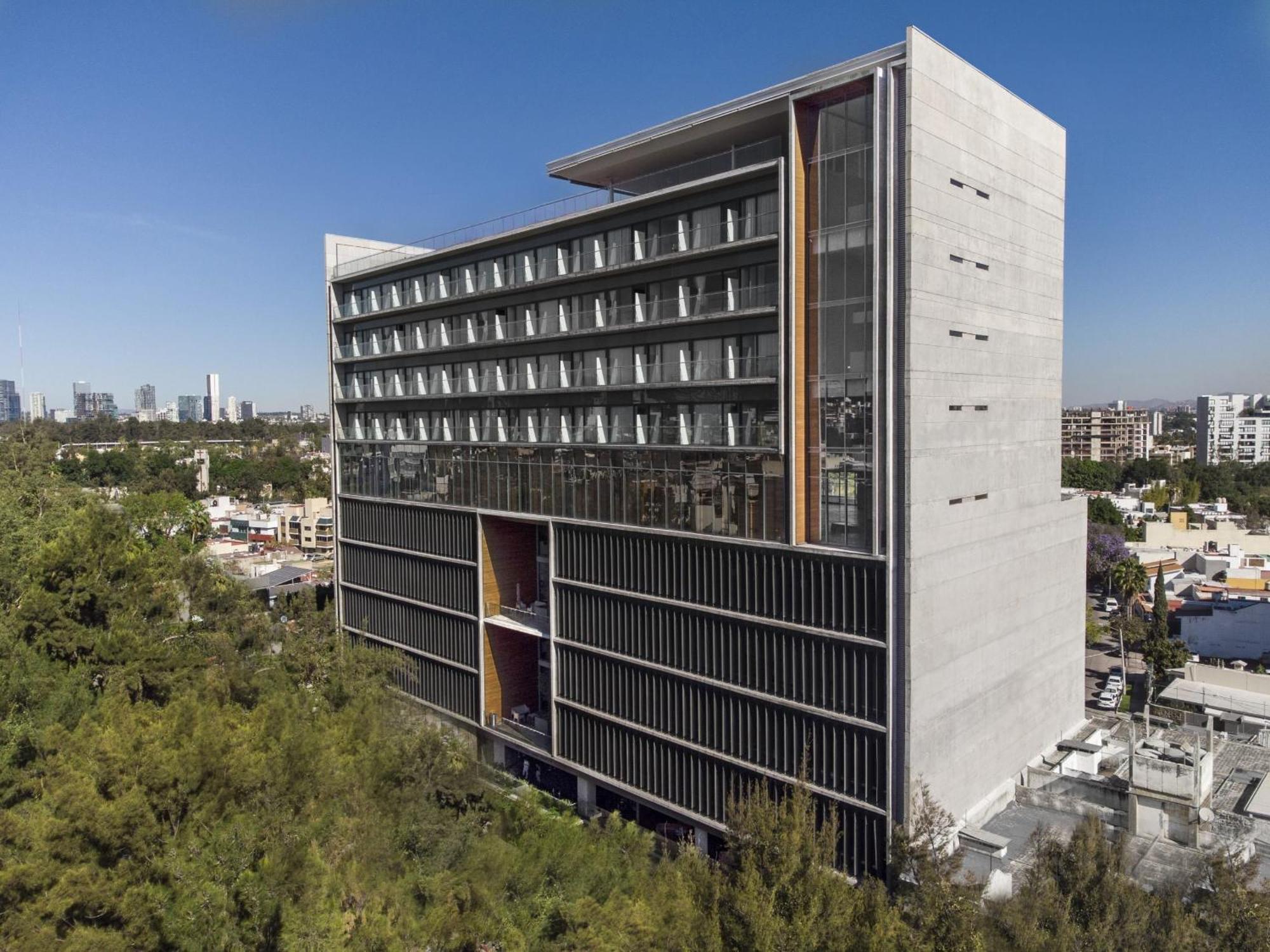 Voco Guadalajara Neruda, An Ihg Hotel Exterior photo